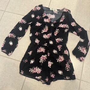 Floral shorts romper Mimi chica size L